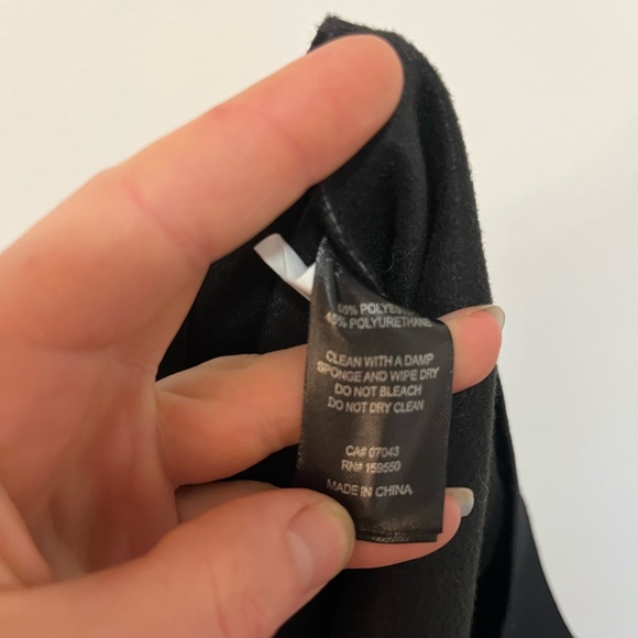 maison cinqcent faux leather shorts - Picture 5 of 6